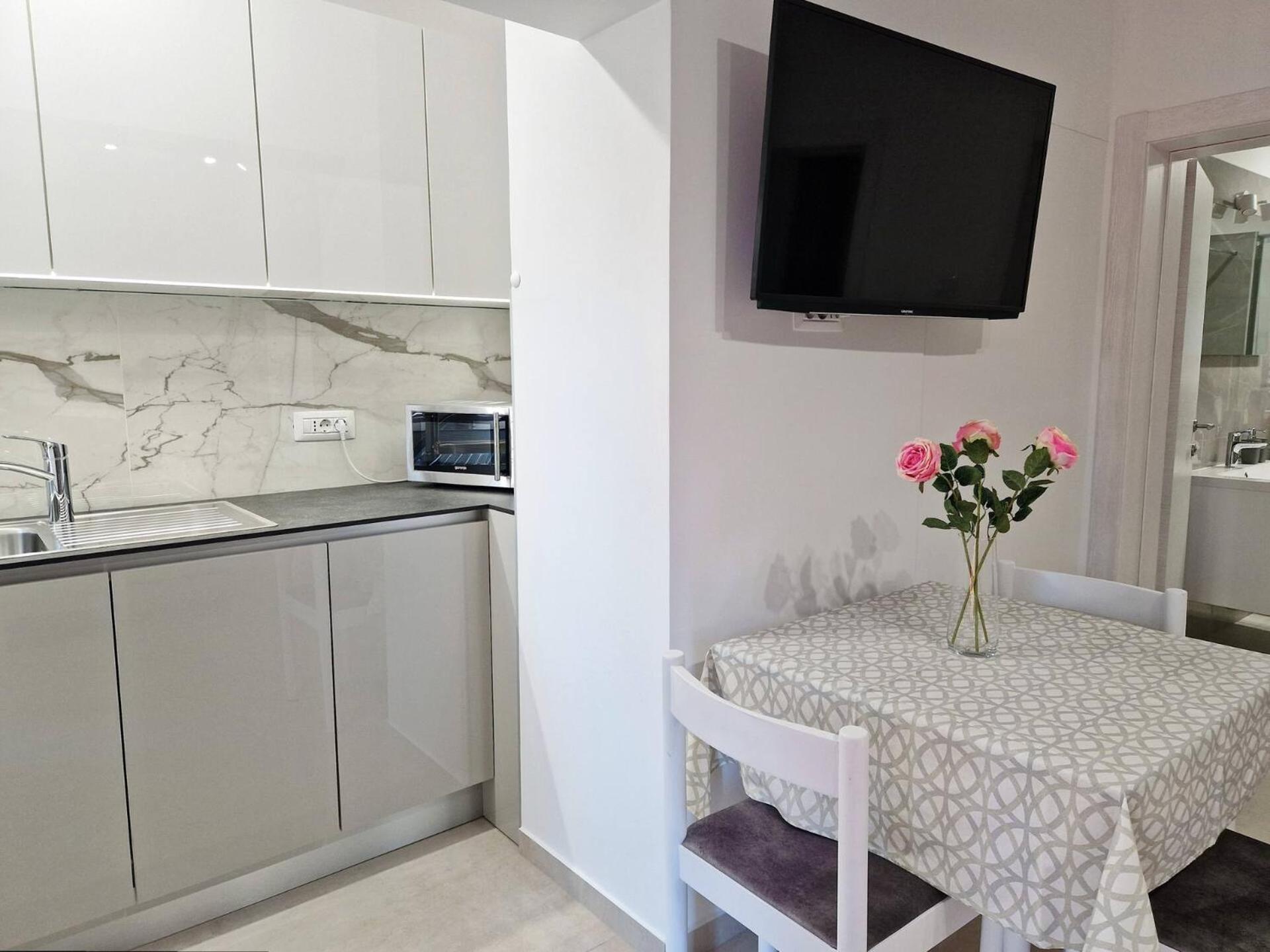 Sunshine Residence Baska 2 Dış mekan fotoğraf